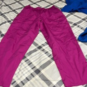 Fuchsia colored size xsmall silver stone scrub pants